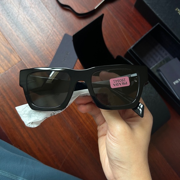 Prada Symbole Sunglasses - Picture 5 of 9